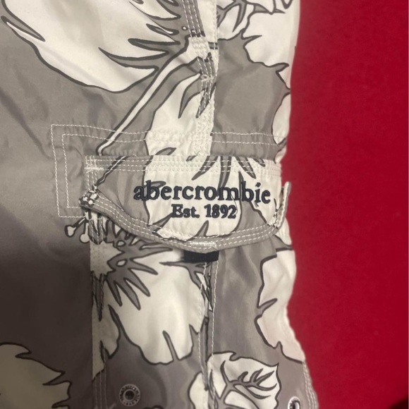 Kids swim shorts - Picture 2 of 4